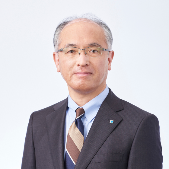 Director and Managing Executive Officer<br />
General Manager of Environment Solution Head Office Tetsuro Oe Close up