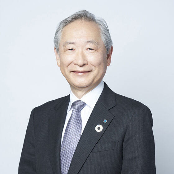 Representative Director<br />
Head of Quality Management Eishi Fuyama Close up
