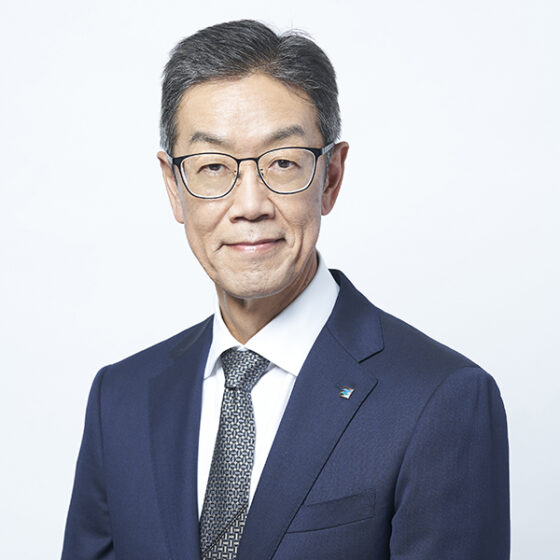 Senior Executive Officer<br />
Head of Wellness Harutoshi Ishizaka Close up